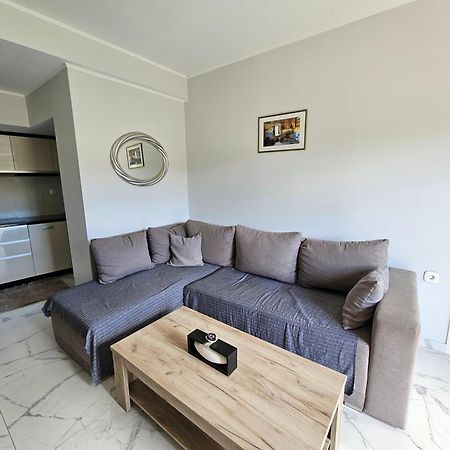 Grey Luxury House Lejlighed Ypsos Eksteriør billede