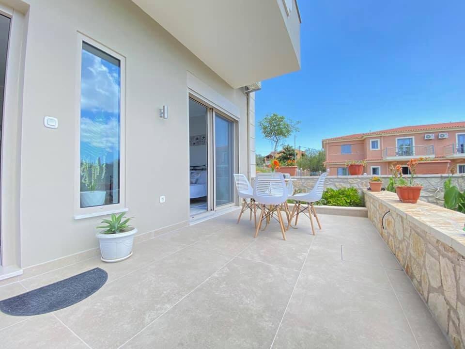 Grey Luxury House Lejlighed Ypsos Eksteriør billede