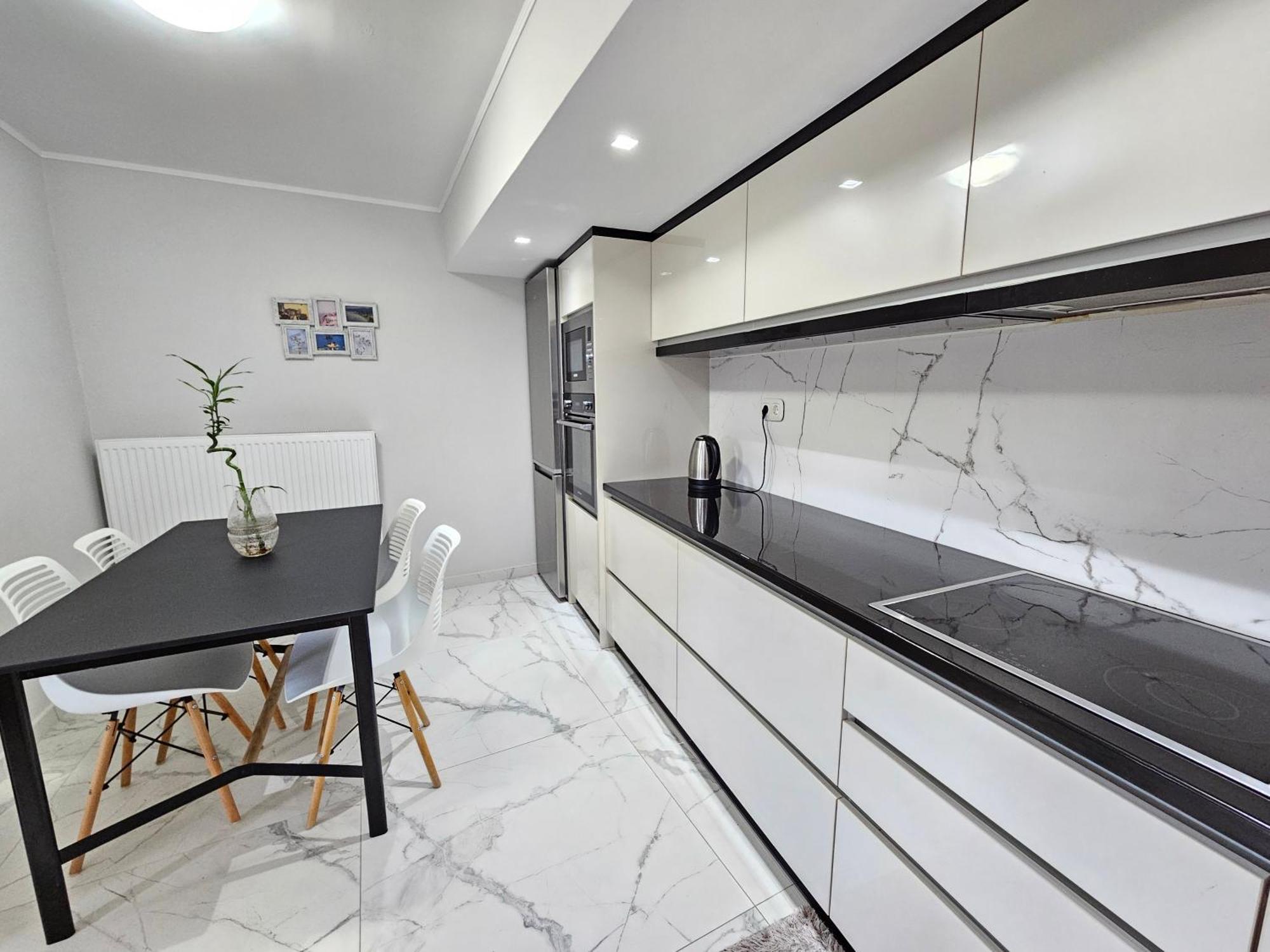 Grey Luxury House Lejlighed Ypsos Eksteriør billede